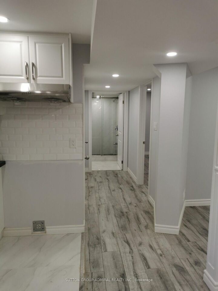 Property Photo: 339 Brownridge Drive ON L4J 5X1
