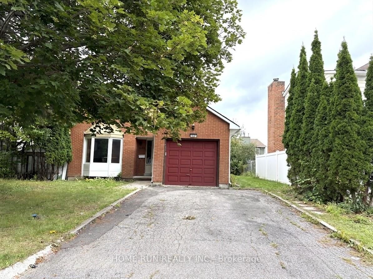Property Photo:  1201 St Moritz Court  ON K1C 2B2 