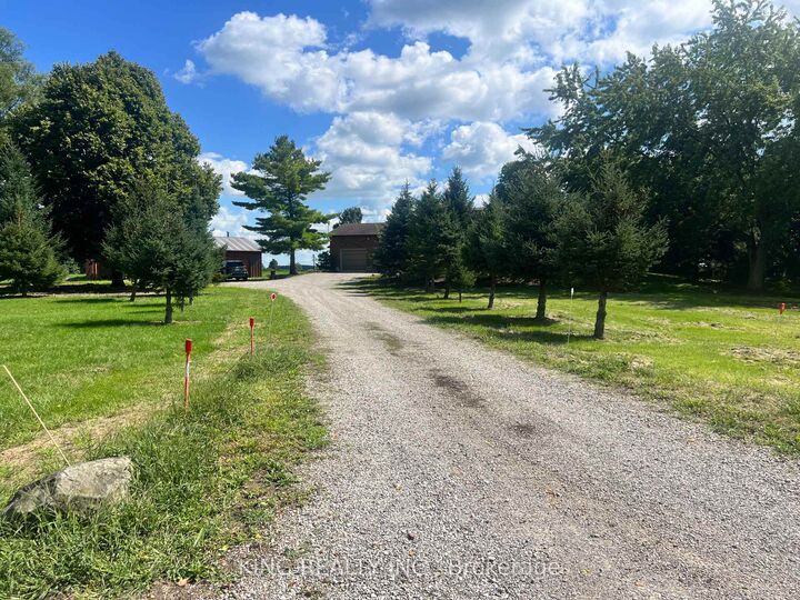 Property Photo:  431 Avon Drive N 1  ON N0L 1B0 