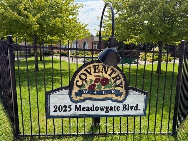 Property Photo:  2025 Meadowgate Boulevard 252  ON N6M 1K9 