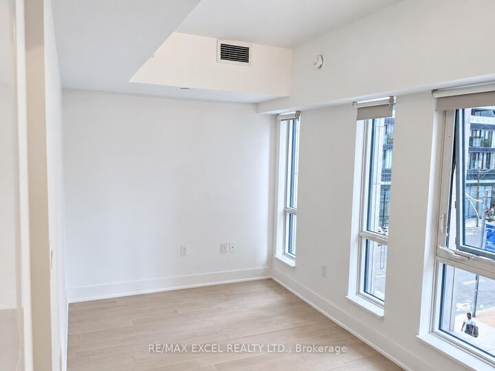 Property Photo:  955 Bay Street 328  ON M5S 0C6 