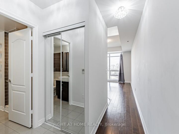 Property Photo:  2756 Old Leslie Street 1008  ON M2K 0E2 