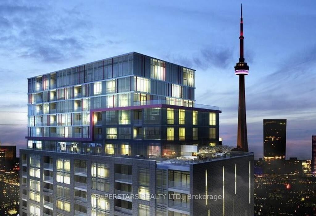 Property Photo:  435 Richmond Street W 613  ON M5V 0N3 