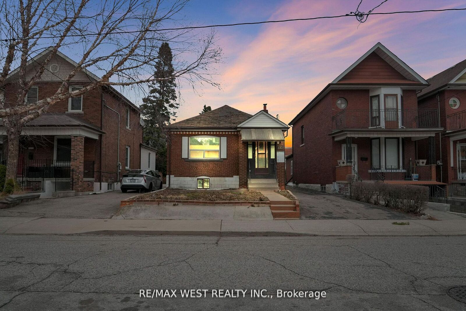 Property Photo:  661 Beresford Avenue  ON M6S 3C4 
