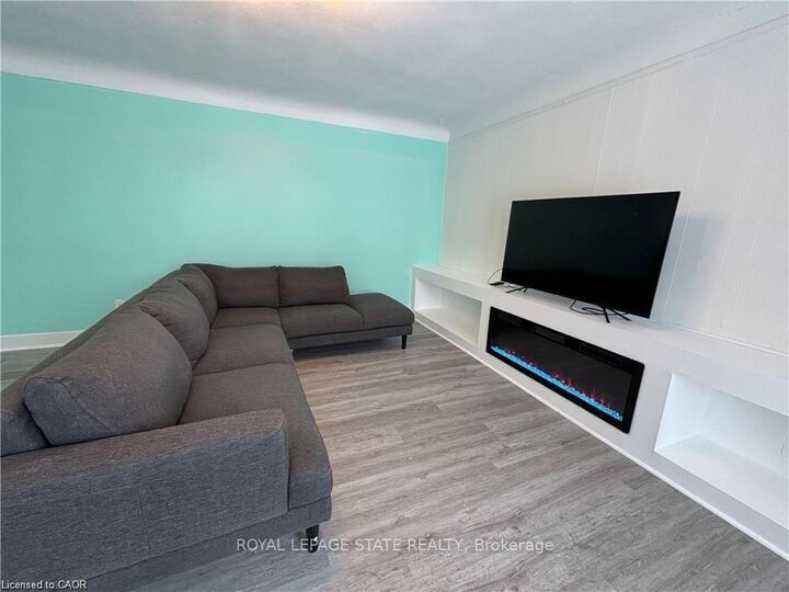 Property Photo:  118 Jacobson Avenue Upper  ON L2T 3A5 