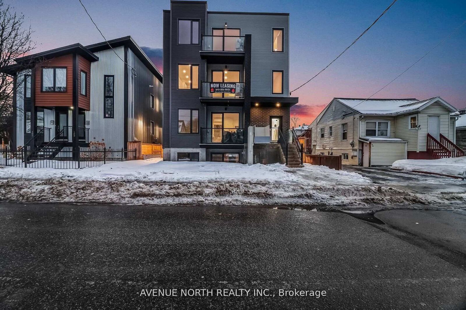 Property Photo: 96 Jolliet Avenue 1 ON K1L 5H2