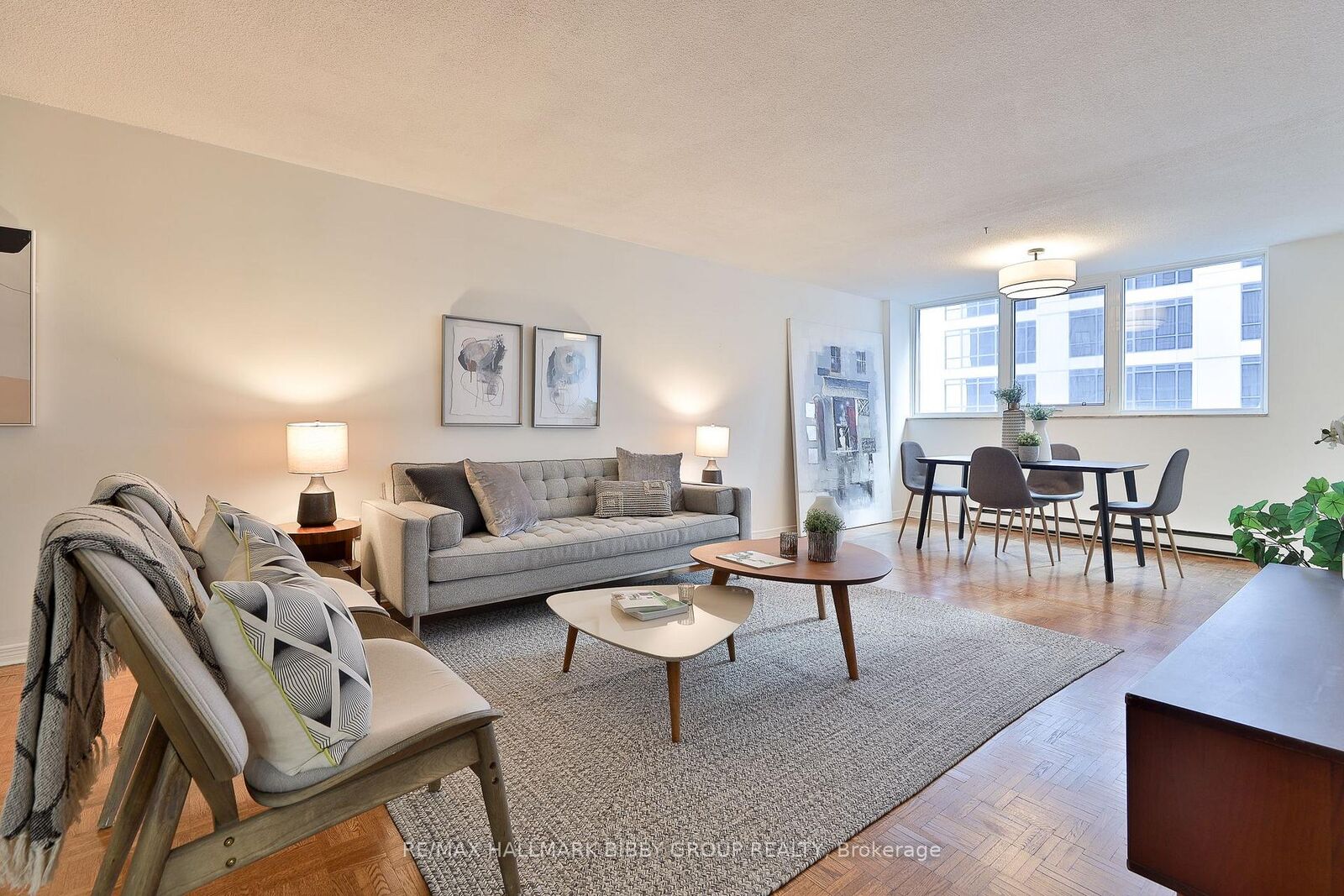 Property Photo:  360 Bloor Street E 1007  ON M4W 3M3 