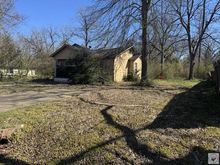Property Photo: 2607 Neff TX 75501