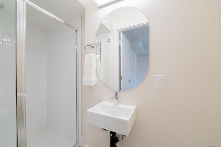Property Photo:  1615 Northfield Rd #109  BC V9S 5A8 