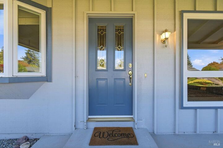 Property Photo: 321 Mockingbird Circle CA 95409