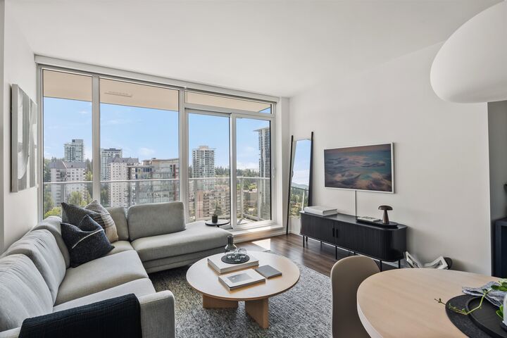 Photo de la propriété:  3888 Evergreen Place 1204  BC V3J 0M3 