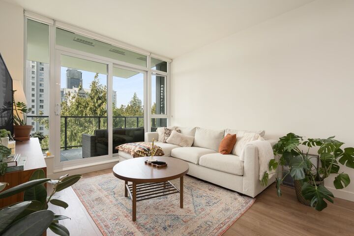 Property Photo:  585 Austin Avenue 608  BC V3K 0G6 