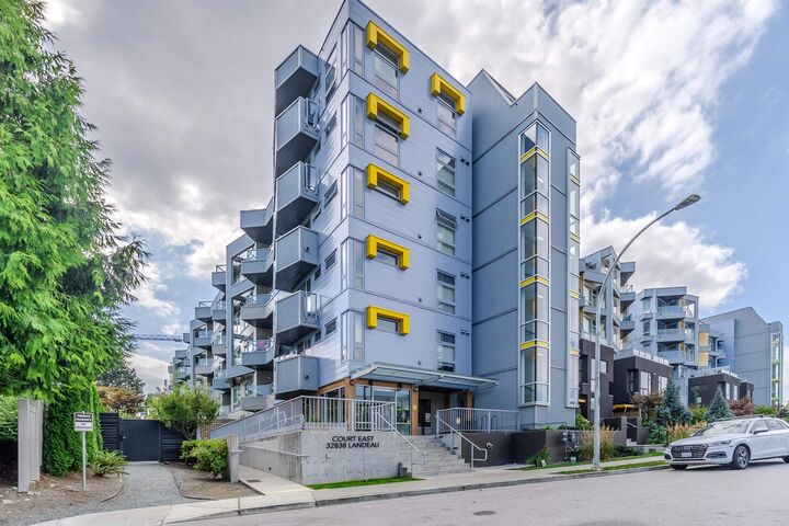 Property Photo:  32838 Landeau Place 407  BC V2S 0M6 