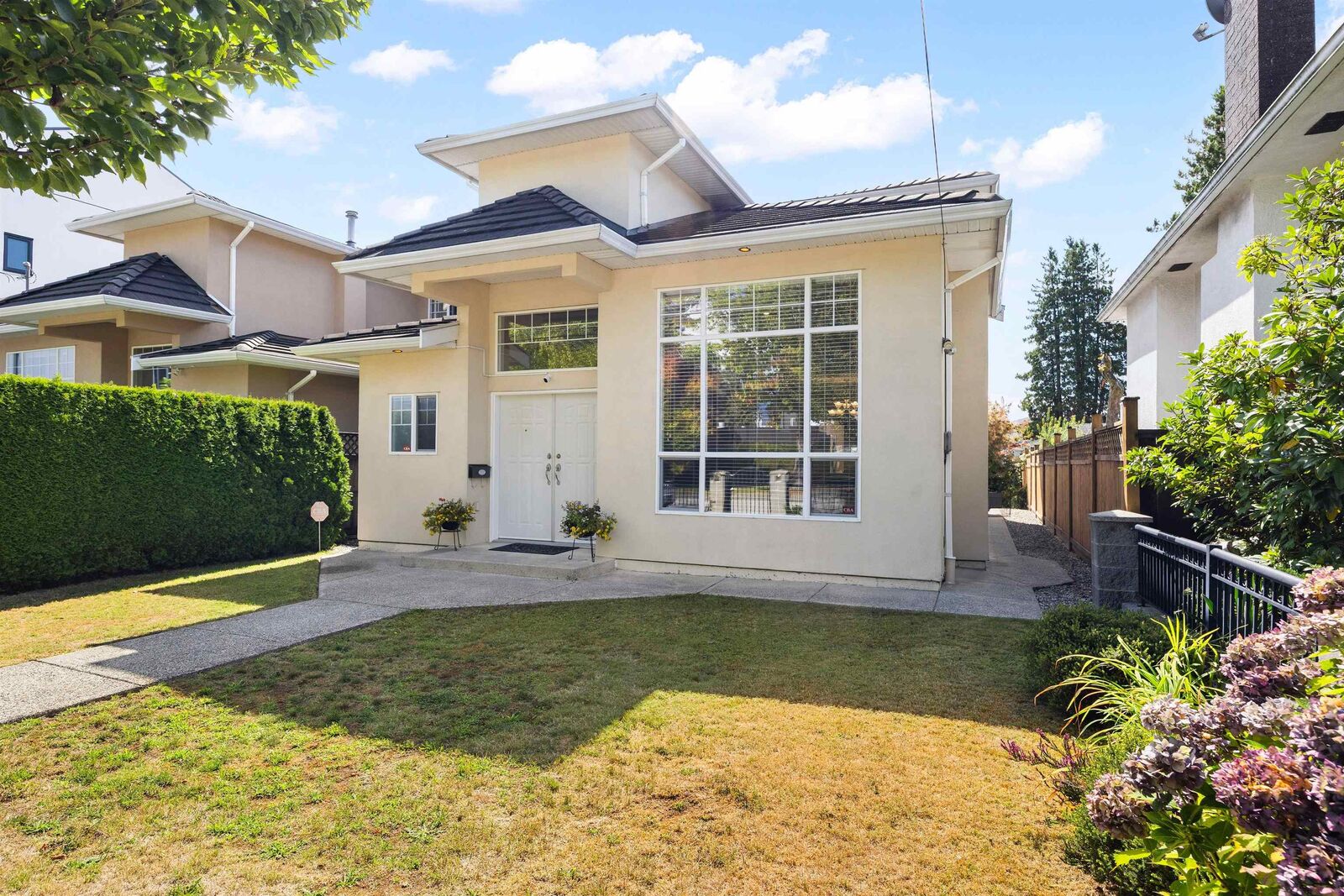 Property Photo: 6180 Curtis Street BC V5B 2A5