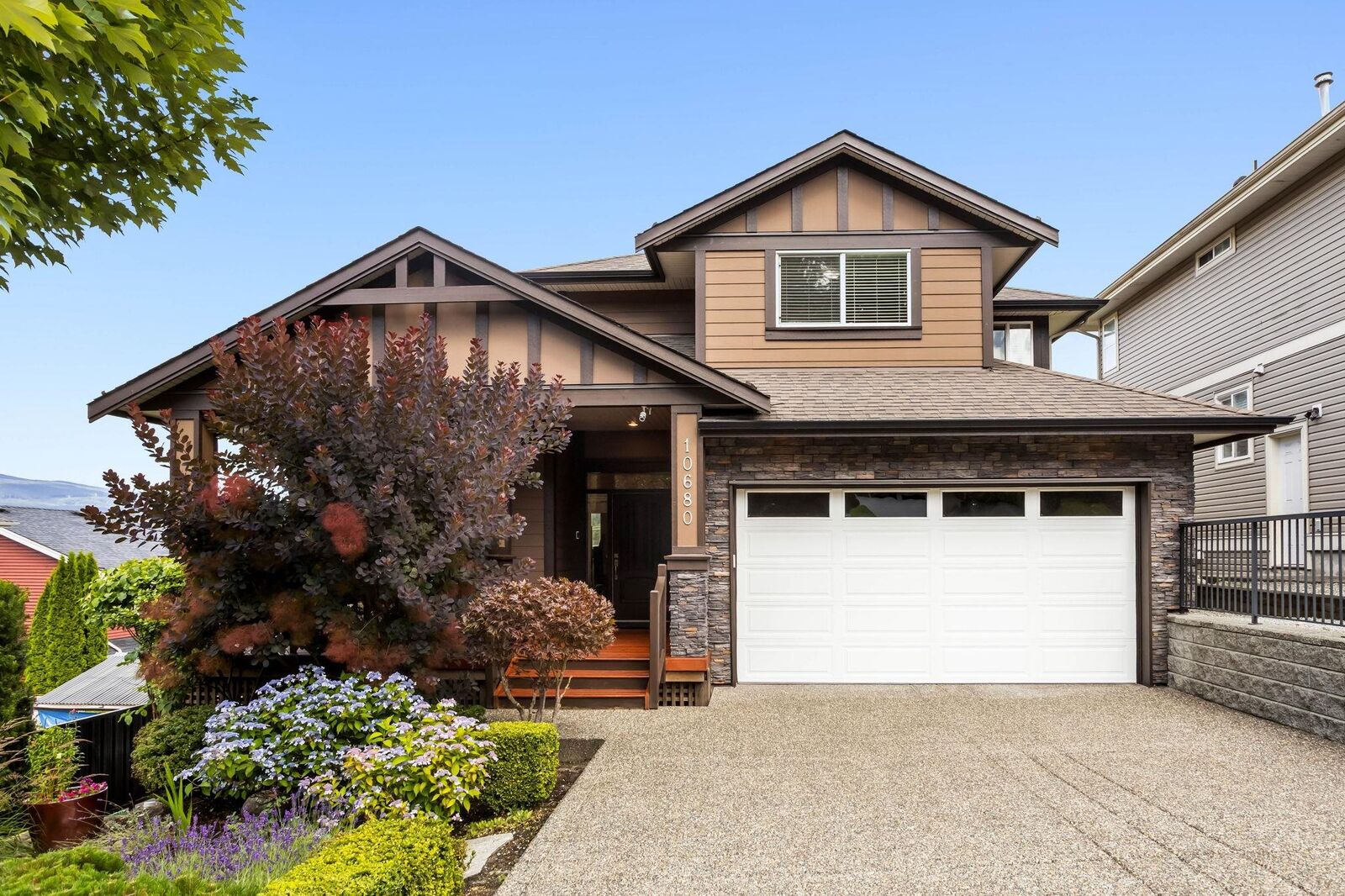 Property Photo:  10680 239 Street  BC V2W 0B3 