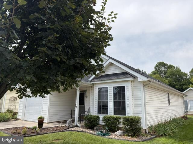 Property Photo: 1847 Melvor Lane VA 22601