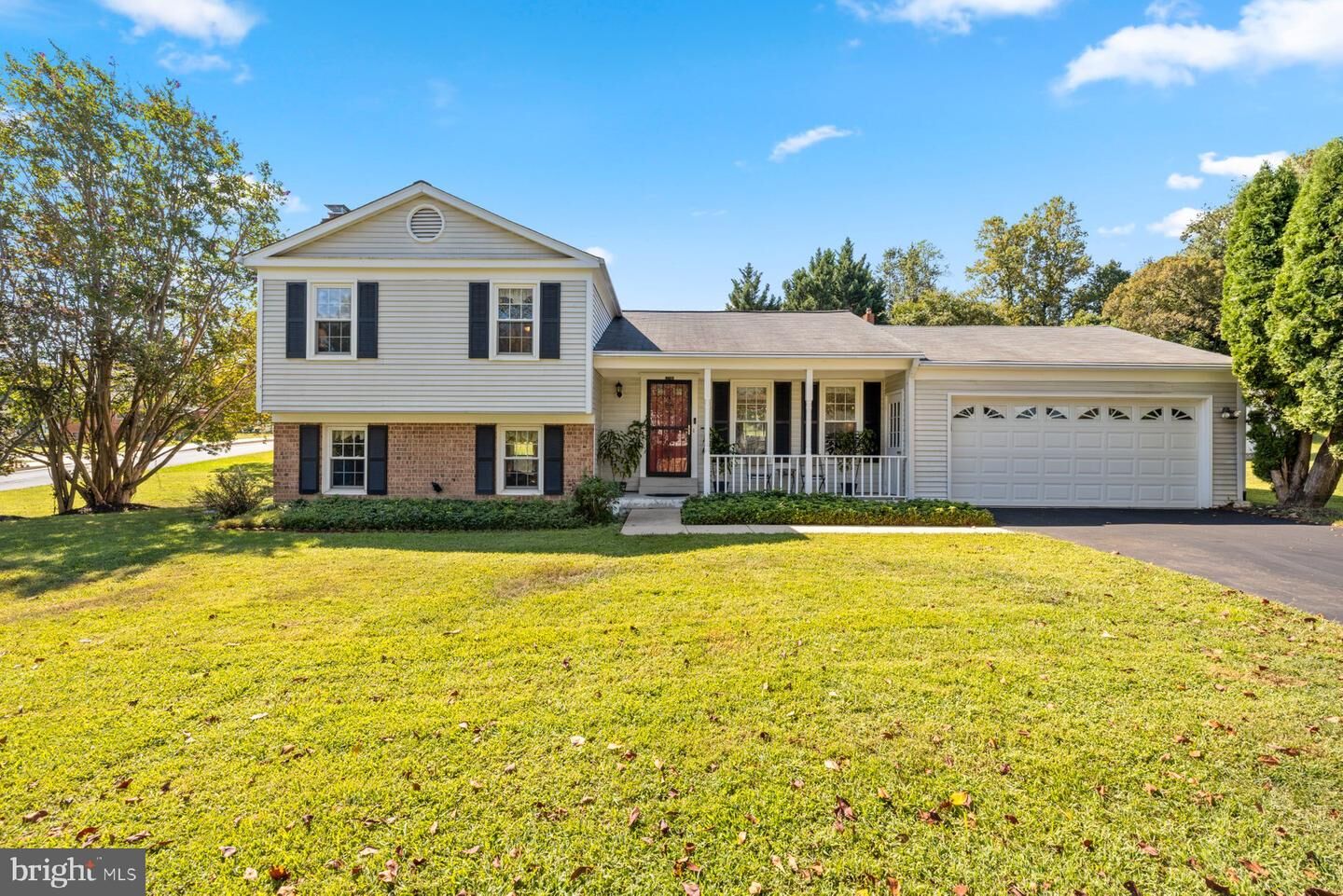Property Photo: 13200 Ewood Lane MD 20906
