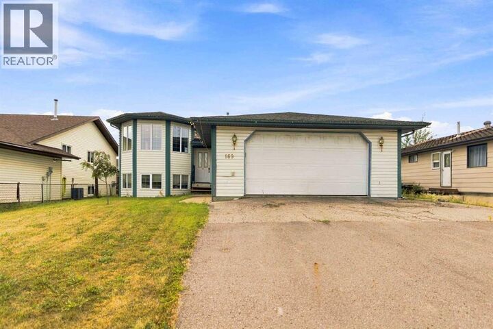 Property Photo:  169 McConachie Crescent  AB T9K 1K8 