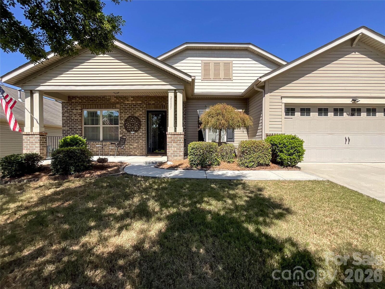 Property Photo:  2005 Yellow Daisy Drive  NC 28104 