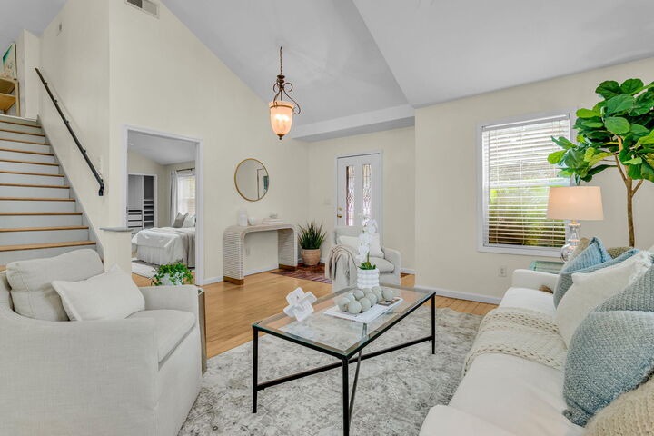 Property Photo: 4950 N Rhett Avenue SC 29405