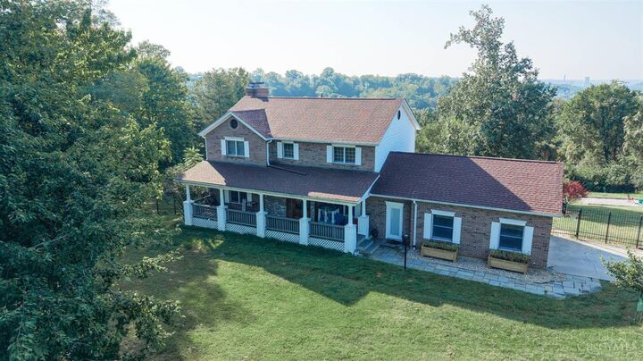 Property Photo: 2113 Beech Cove OH 45157