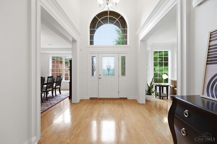 Property Photo:  6743 Woodland Reserve Court  OH 45243 
