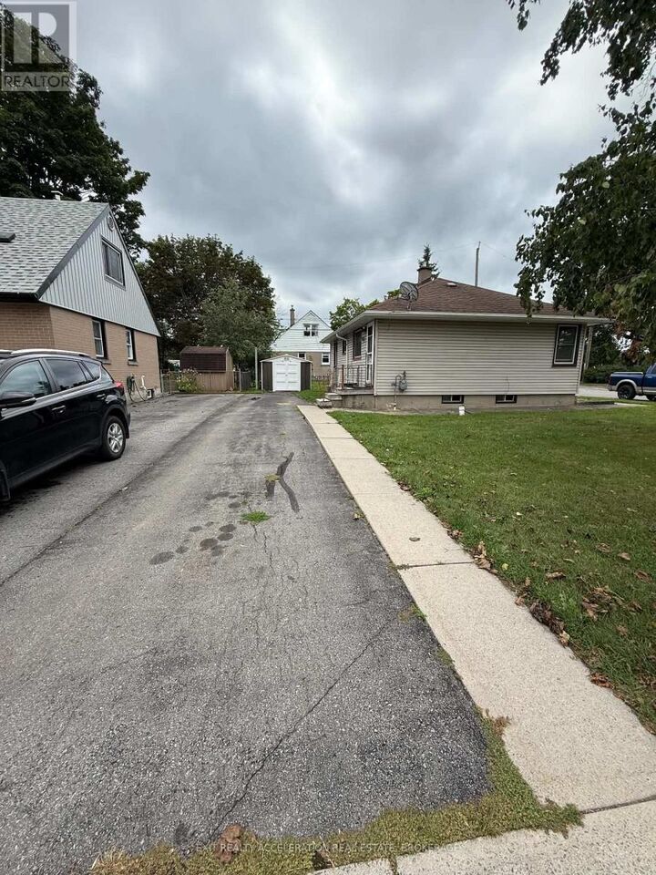 Property Photo:  230 Marilyn Avenue  ON K7R 2L4 