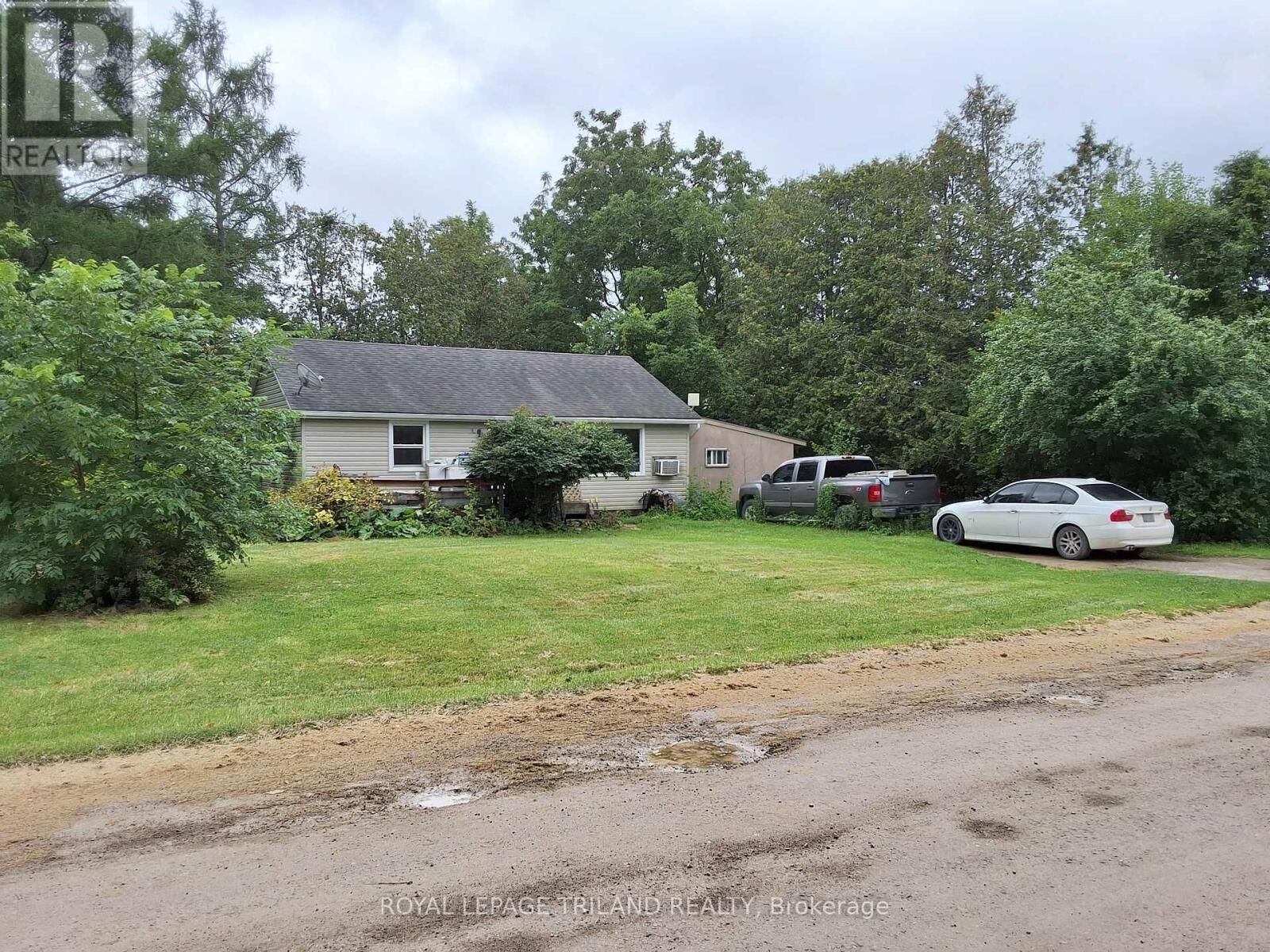 Property Photo:  6745 Trafalgar Street  ON N0L 1G4 
