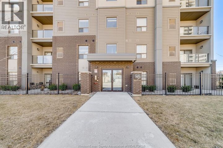 Property Photo:  955 Ouellette Avenue 405  ON N9A 4J5 