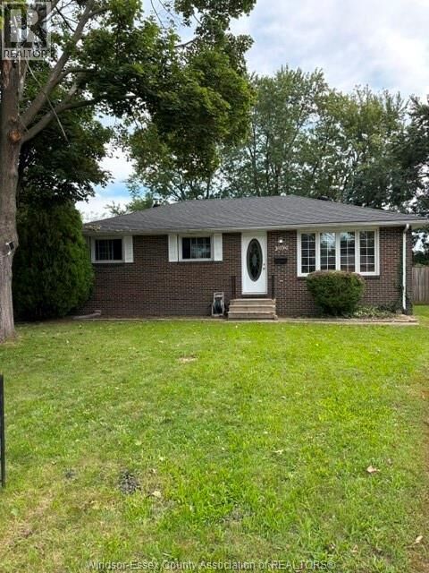 Property Photo:  3090 Peace Court  ON N8T 2J4 