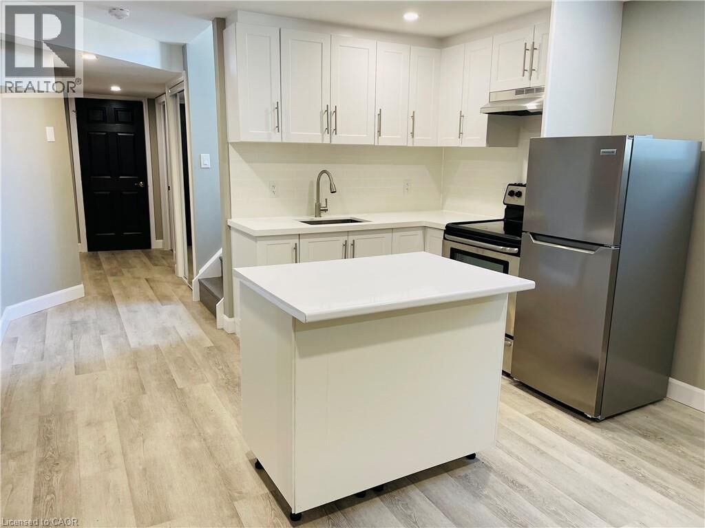 Property Photo:  369 Sienna Crescent Lower  ON N2R 1T8 