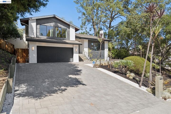 Property Photo: 222 Remington Loop CA 94526