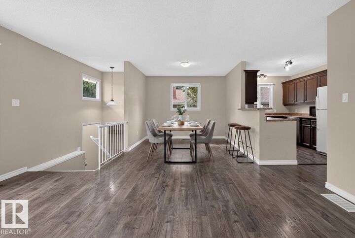 Property Photo:  3968 55 Street NW  AB T6L 1C2 