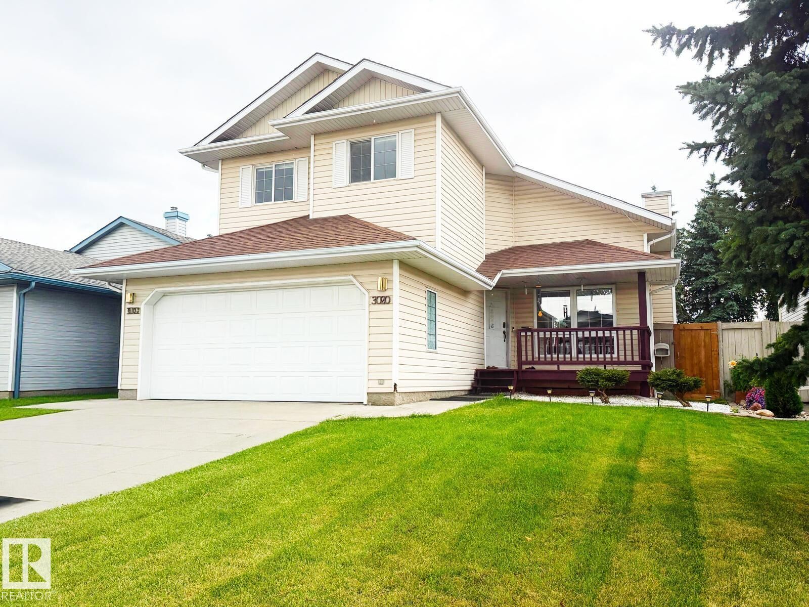 Property Photo:  3020 134 Av NW NW  AB T5A 5C3 