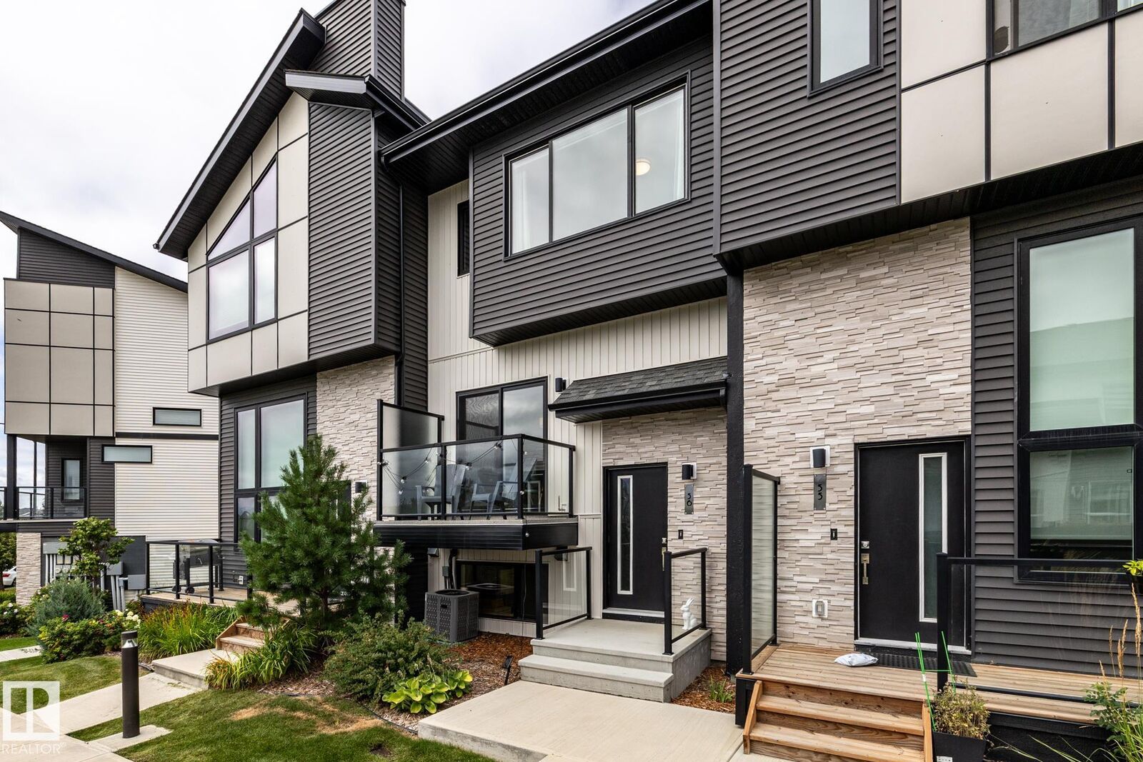 Property Photo:  1729 Keene Crescent SW 56  AB T6W 4B6 