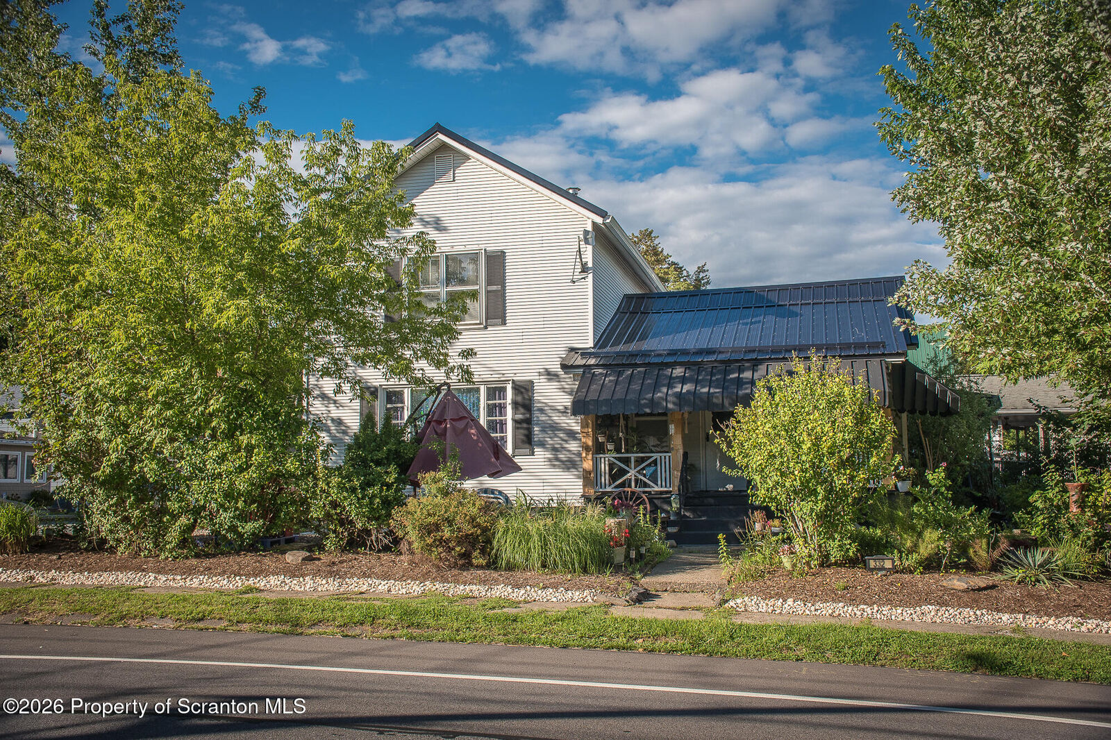 Property Photo:  332 Rushbrook Street  PA 18433 