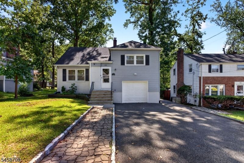 Property Photo:  1474 Brentwood Terrace  NJ 07060 