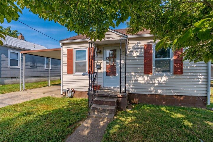 Property Photo: 821 Letcher Street KY 42420