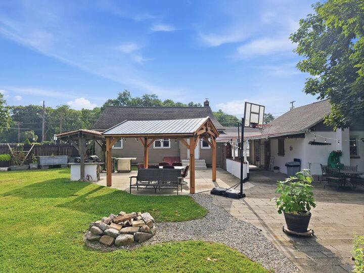 Property Photo:  78 Bangor Junction Road  PA 18013 