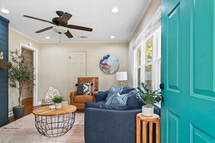 Property Photo:  1170 Dearing St  TN 38117 