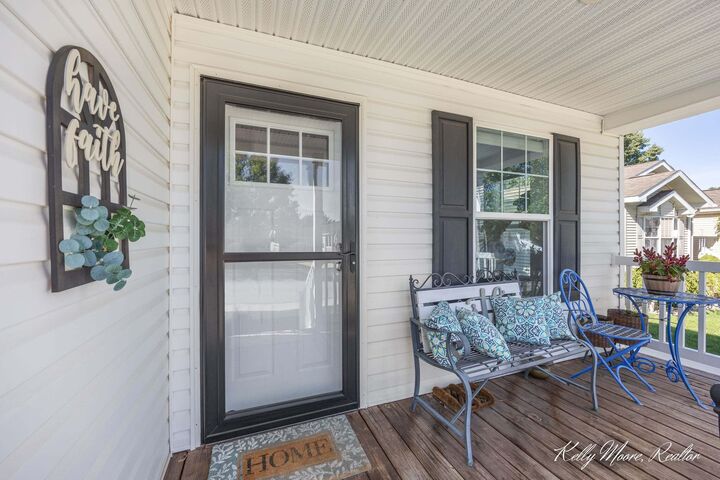 Property Photo: 1537 N Teal Waters Drive MI 49428