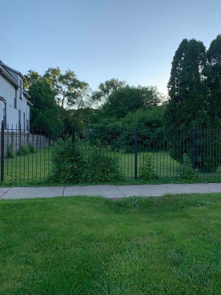Property Photo: 312 N Lotus Avenue IL 60644