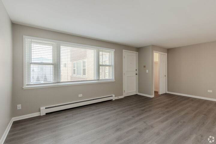 Property Photo:  7538 W Lawrence Avenue 1sw  IL 60706 