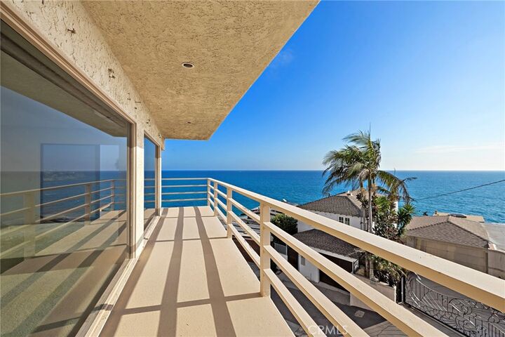 Property Photo:  31876 Circle  CA 92651 