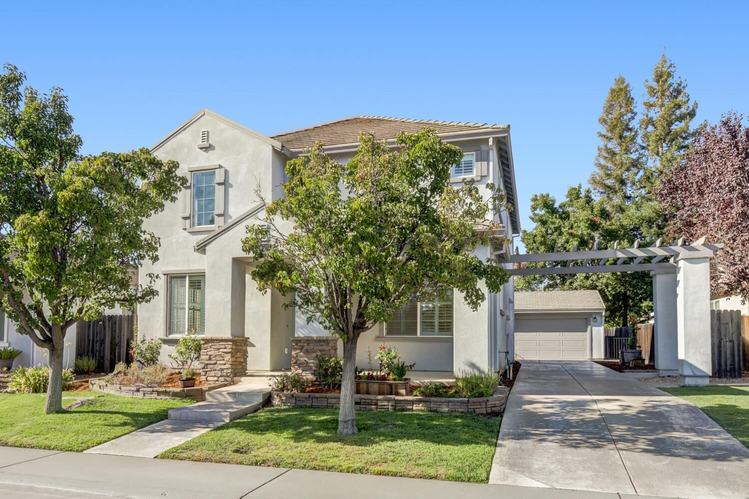 Property Photo: 9645 Glacier Creek Way CA 95624