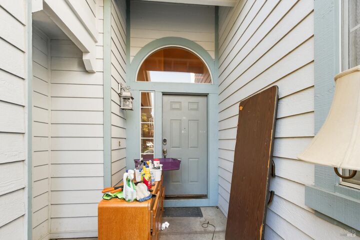 Property Photo: 1640 Pembroke Way CA 95620