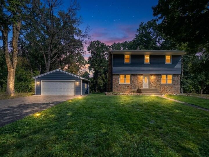 Property Photo:  928 Griffin Avenue  MN 55115 