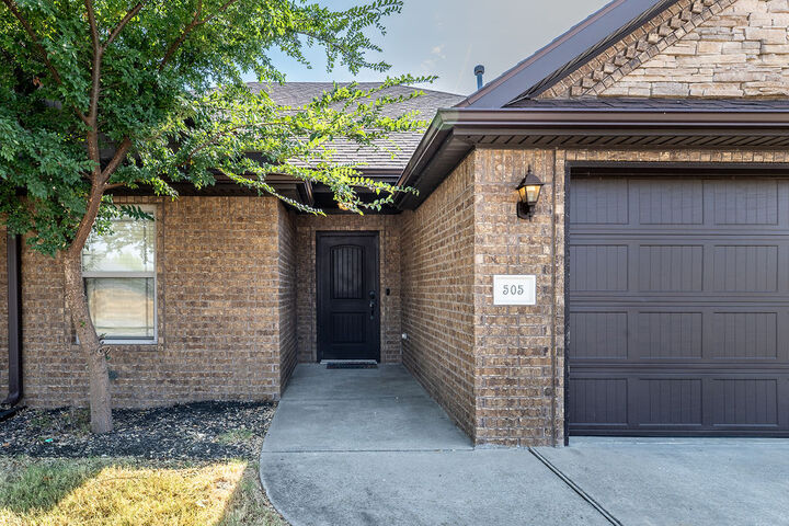 Property Photo: 505 Blair Circle AR 72751