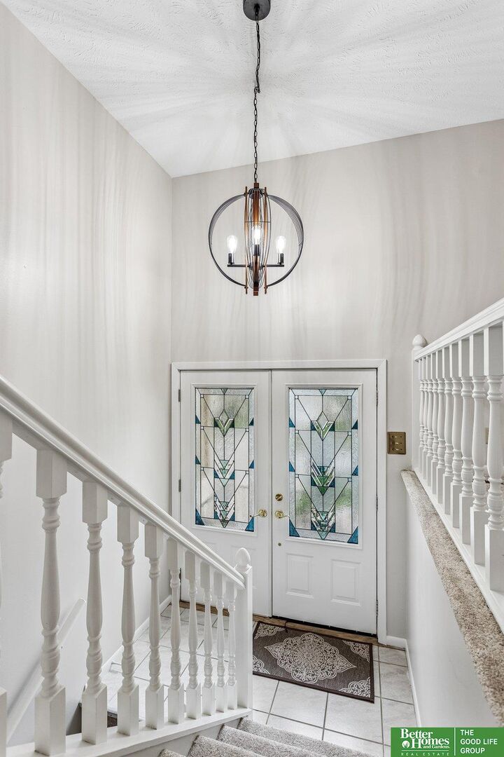 Property Photo: 431 S 150 Circle NE 68154