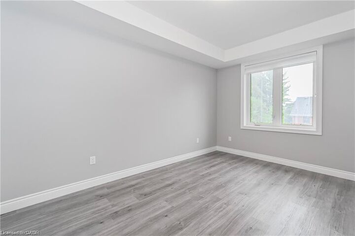 Property Photo:  161 Ottawa Street 104  ON N2G 3T2 